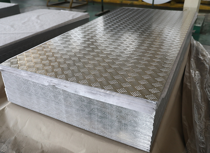 铝及铝合金大五筋花(huā)纹板1.jpg